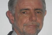 Rob Stephen 211x300.jpg (1)