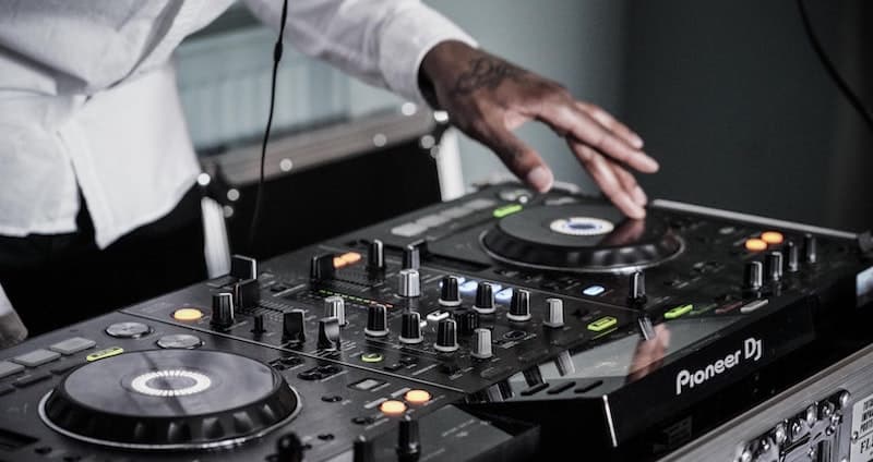 Nätmodellering med övertoner